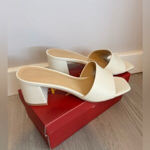 New with tags! White slide heeled sandals